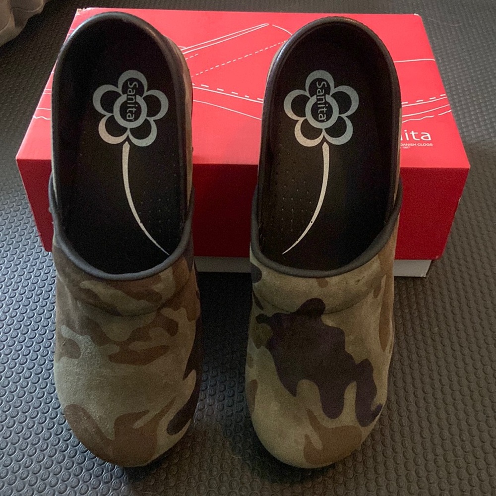 COPY - Brand new Sanita clogs